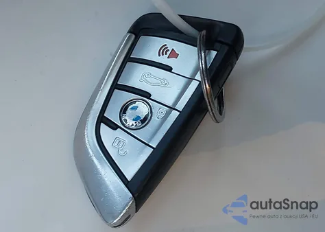 2021 BMW 530I z USA, uszkodzony, nr VIN WBA53BH09MWW99156